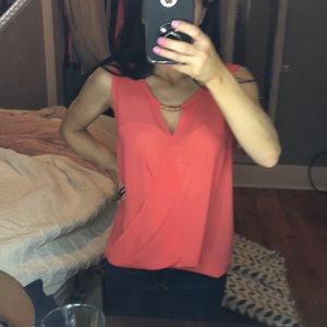 Light weight coral top